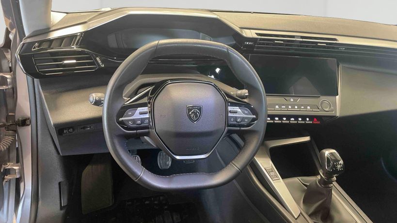 PEUGEOT 308 2023 - Photo n°7