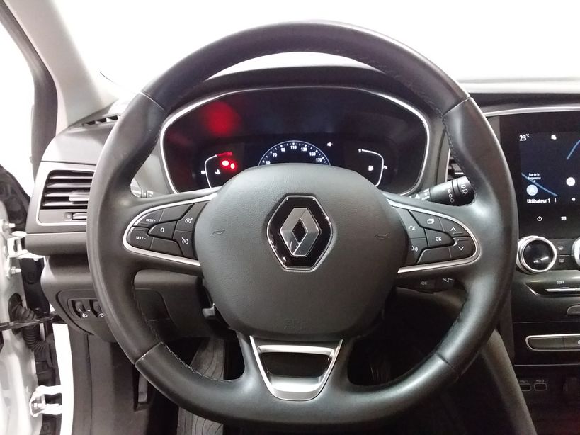 RENAULT MEGANE IV BERLINE 2021 - Photo n°21