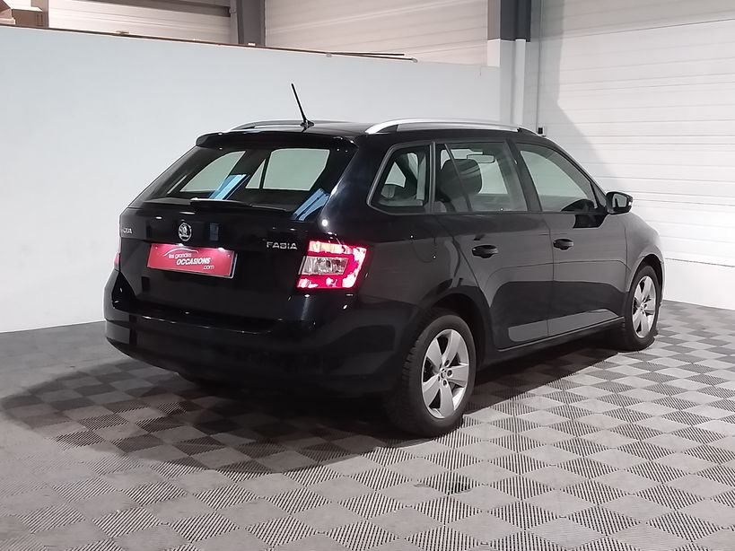 SKODA FABIA COMBI 2018 - Photo n°3