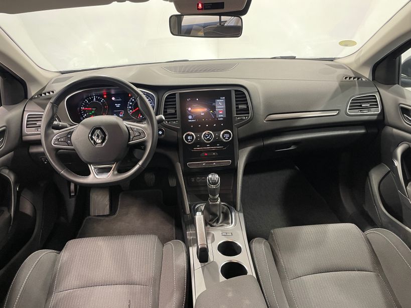 RENAULT MEGANE IV BERLINE 2022 - Photo n°28