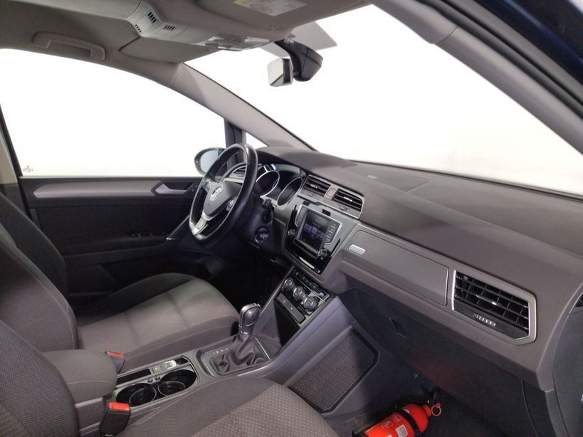 VOLKSWAGEN TOURAN 2017 - Photo n°8