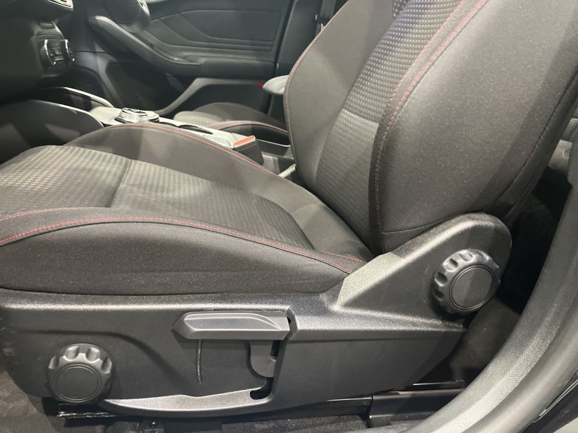 FORD FOCUS 2021 - Photo n°34