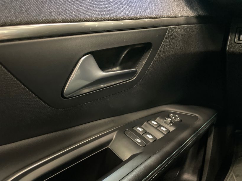 PEUGEOT 5008 2023 - Photo n°25