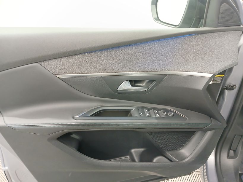 PEUGEOT 5008 2023 - Photo n°10