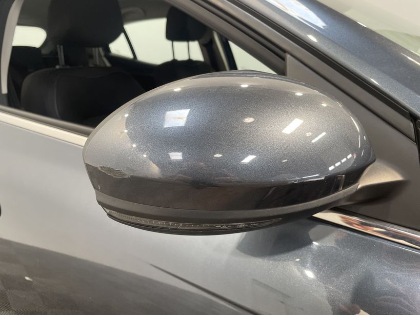 RENAULT MEGANE IV BERLINE 2021 - Photo n°14