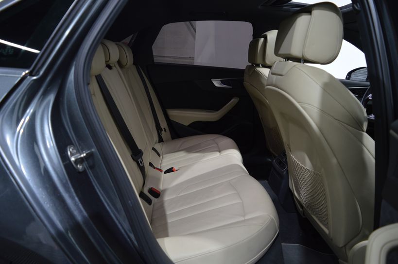 AUDI A4 2016 - Photo n°6