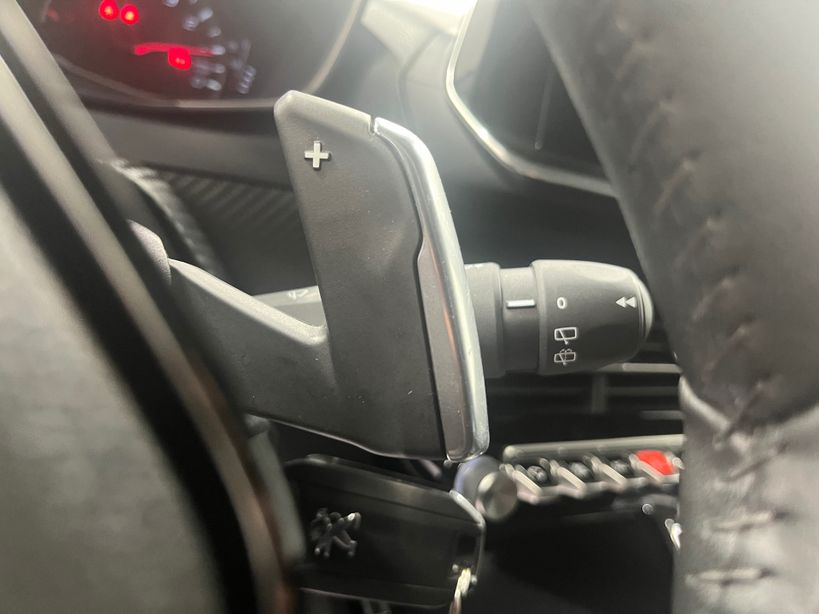 PEUGEOT 208 2023 - Photo n°15