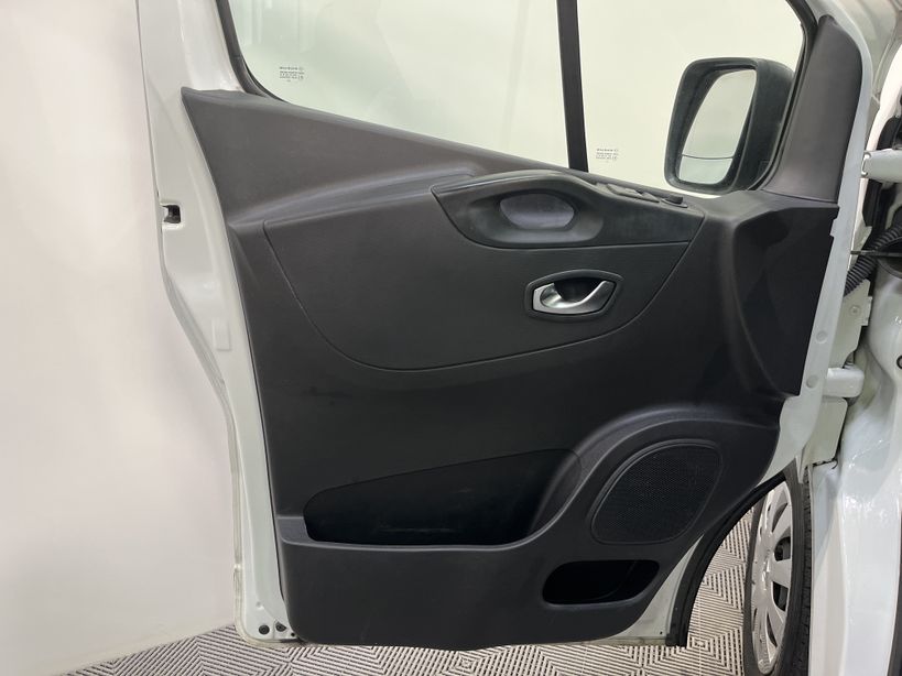 RENAULT TRAFIC FOURGON 2020 - Photo n°30
