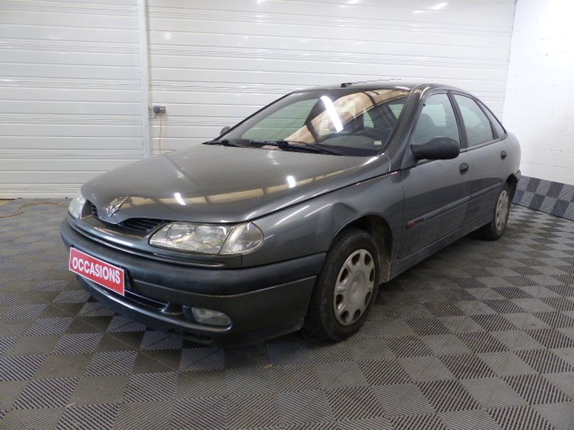 RENAULT LAGUNA 1998 - Photo n°1