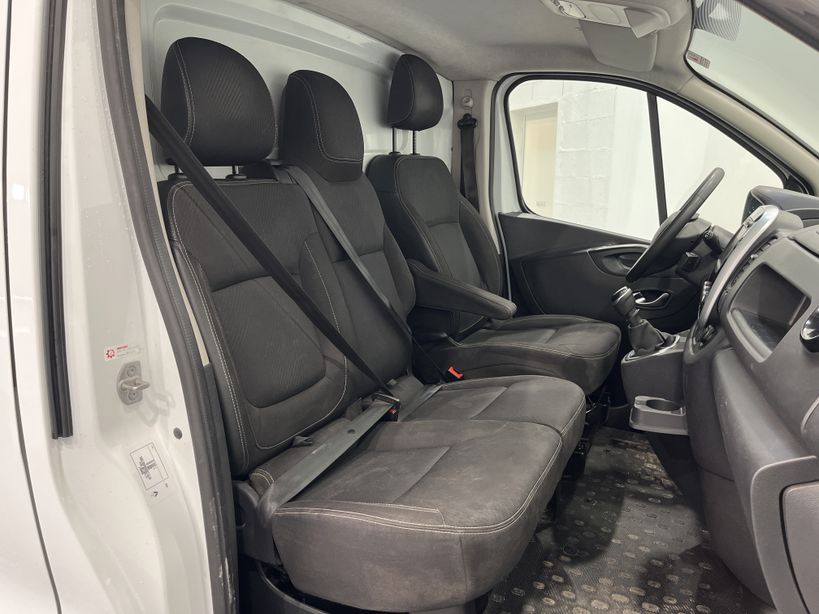 RENAULT TRAFIC FOURGON 2020 - Photo n°10