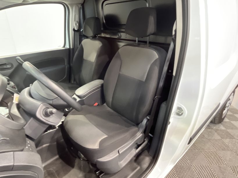 RENAULT KANGOO EXPRESS 2021 - Photo n°9