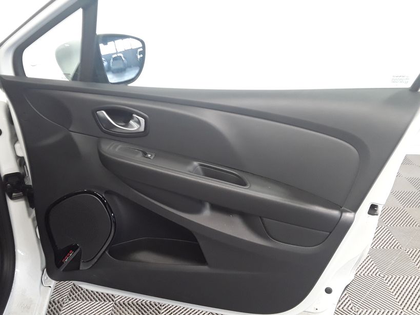 RENAULT CLIO IV BUSINESS 2018 - Photo n°7