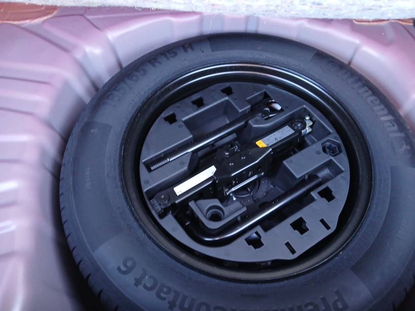 RENAULT CLIO V 2023 - Photo n°16