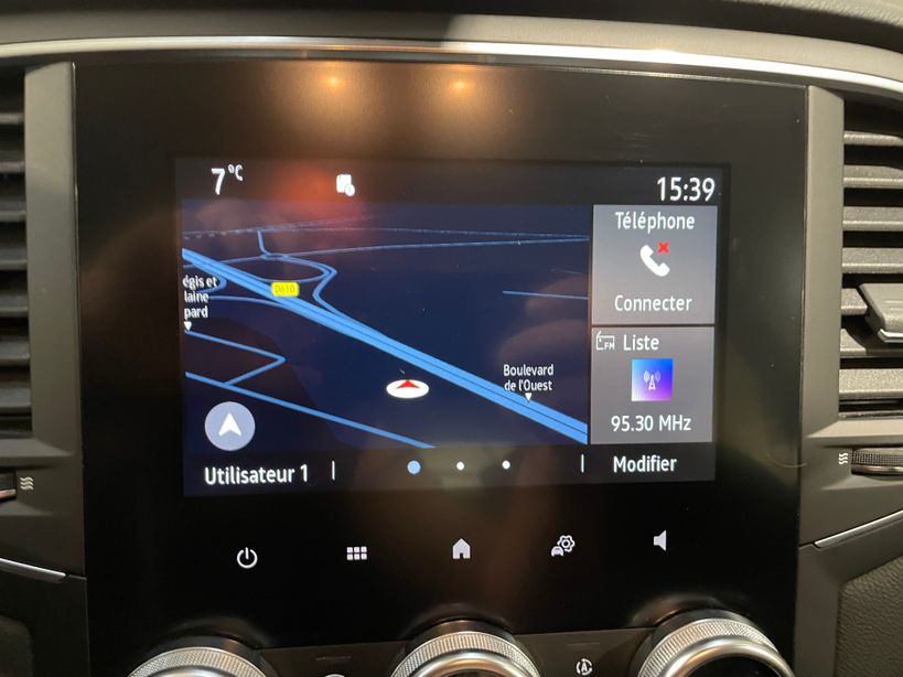 RENAULT MEGANE IV BERLINE 2022 - Photo n°17