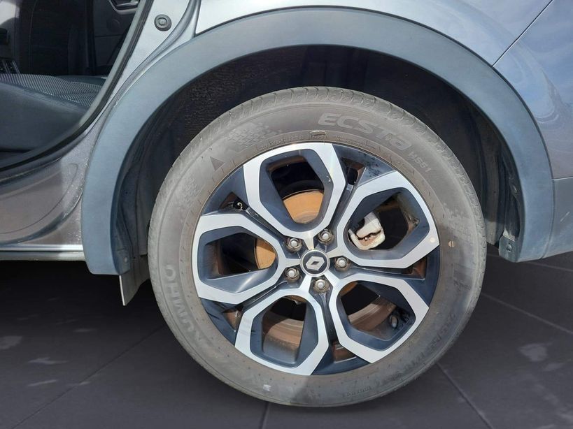RENAULT ARKANA 2023 - Photo n°9