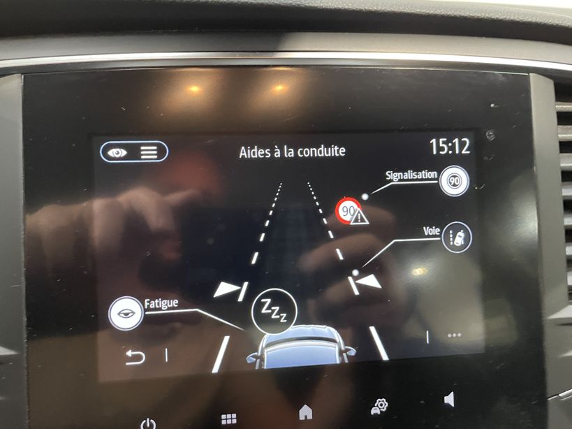 RENAULT MEGANE IV BERLINE 2021 - Photo n°21