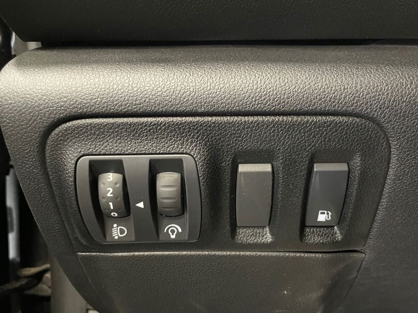 RENAULT MEGANE IV ESTATE 2021 - Photo n°16