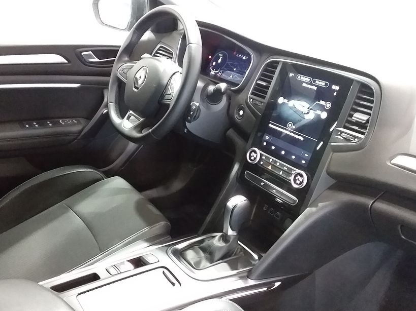 RENAULT MEGANE IV BERLINE 2022 - Photo n°28