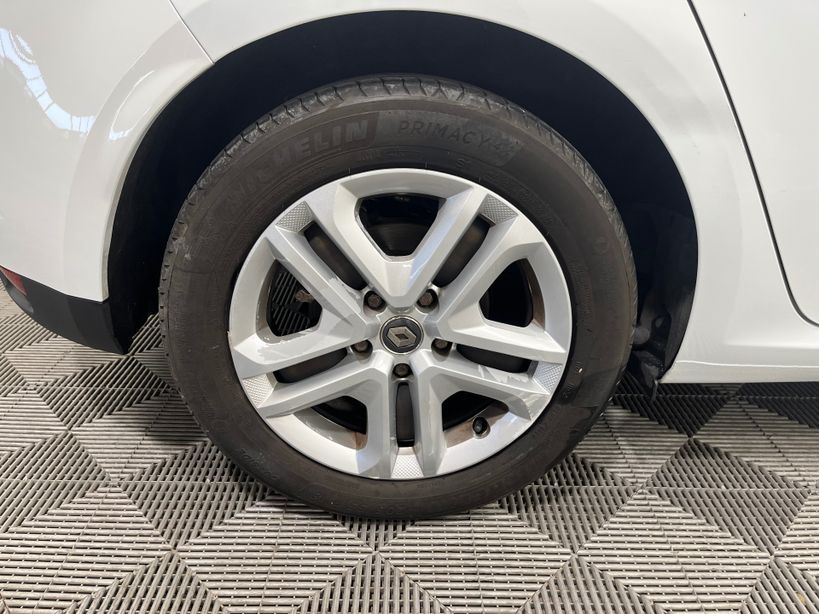 RENAULT MEGANE IV BERLINE BUSINESS 2020 - Photo n°37