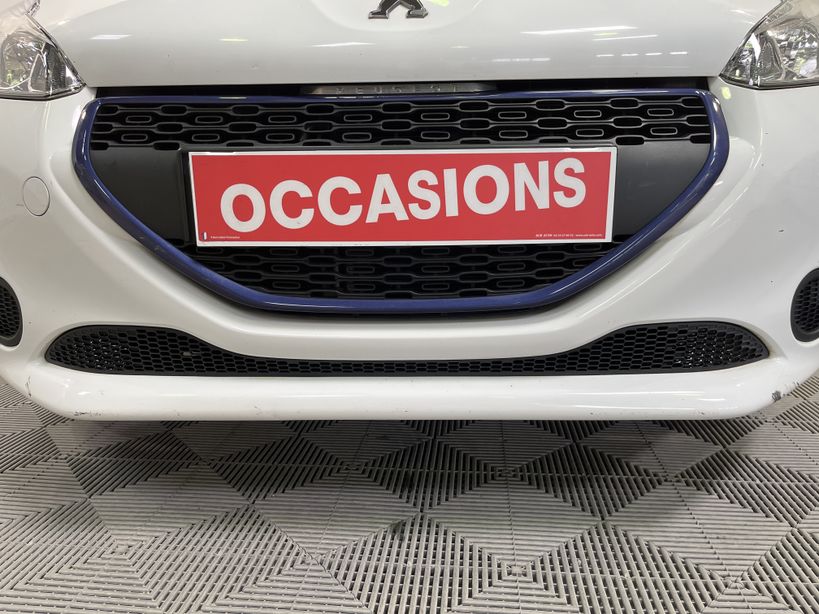 PEUGEOT 208 2015 - Photo n°22