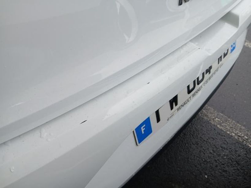RENAULT MEGANE IV BERLINE 2021 - Photo n°3
