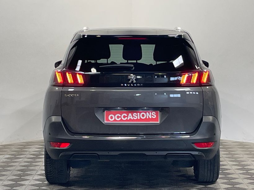 PEUGEOT 5008 2023 - Photo n°6