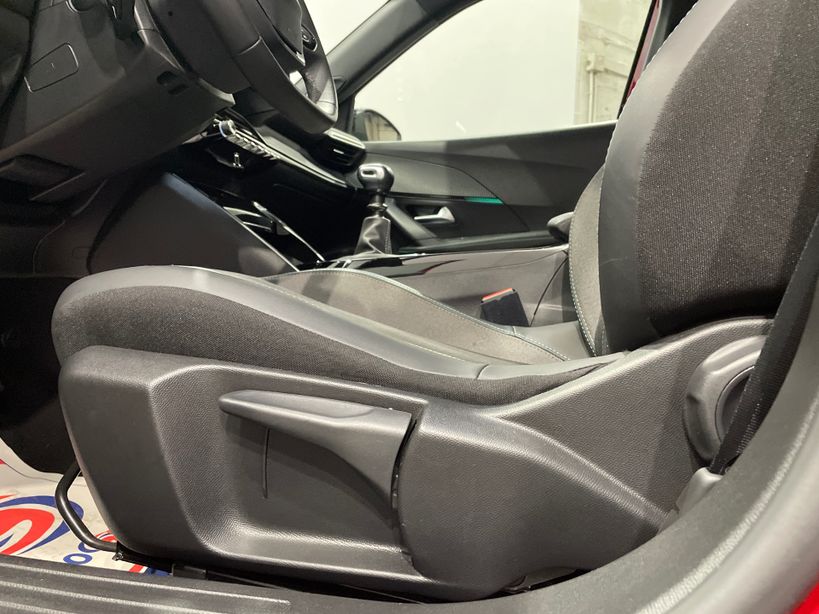 PEUGEOT 2008 2023 - Photo n°36