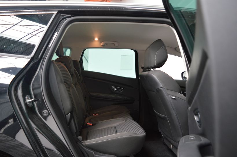 RENAULT GRAND SCENIC IV BUSINESS 2018 - Photo n°8
