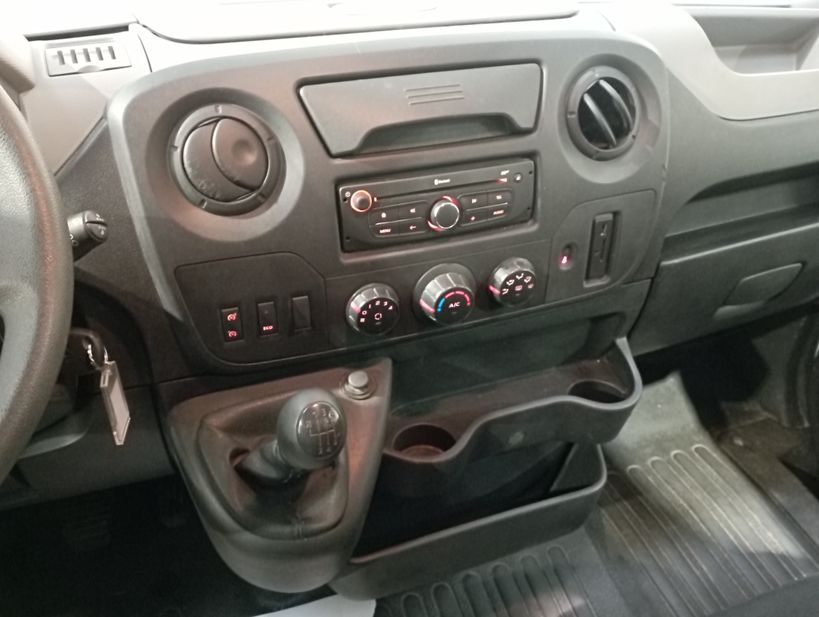 RENAULT MASTER FOURGON 2017 - Photo n°16