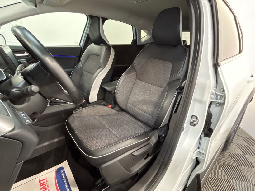 RENAULT CAPTUR 2022 - Photo n°9