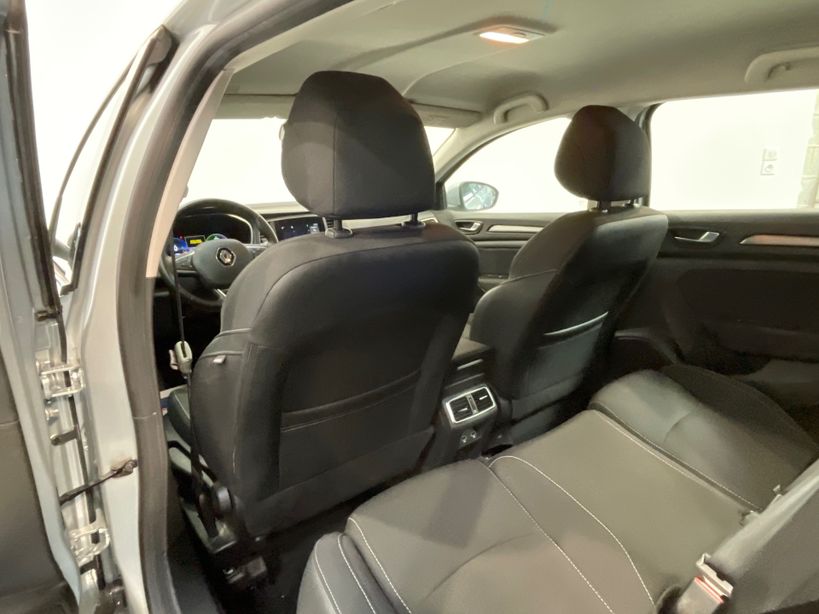 RENAULT MEGANE IV ESTATE 2021 - Photo n°38