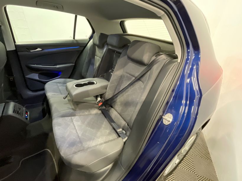 VOLKSWAGEN GOLF 2023 - Photo n°10