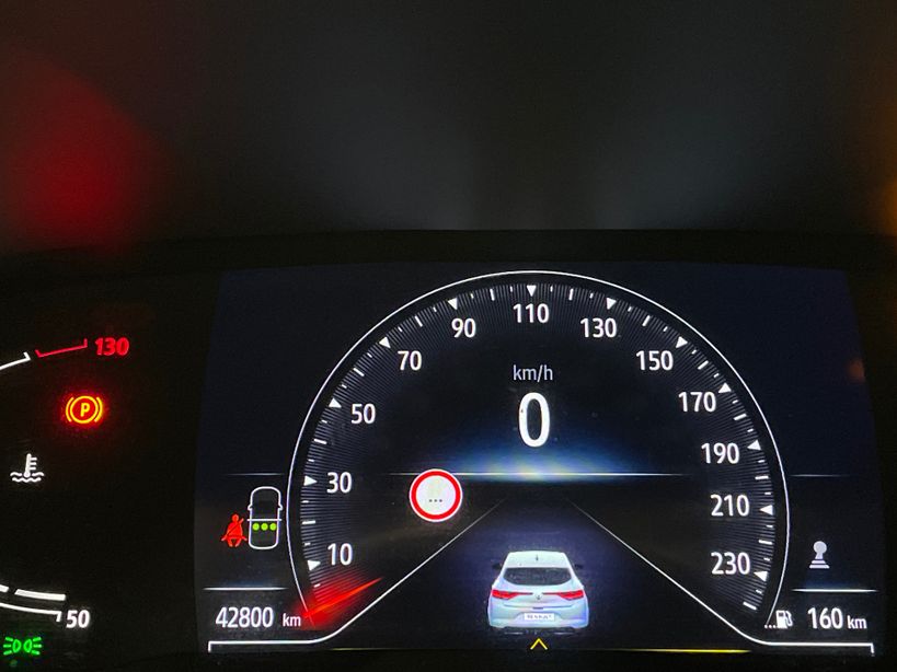 RENAULT MEGANE IV BERLINE 2021 - Photo n°50