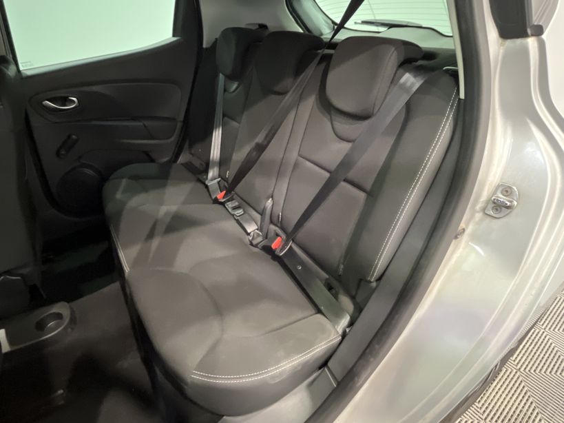 RENAULT CLIO IV 2020 - Photo n°9