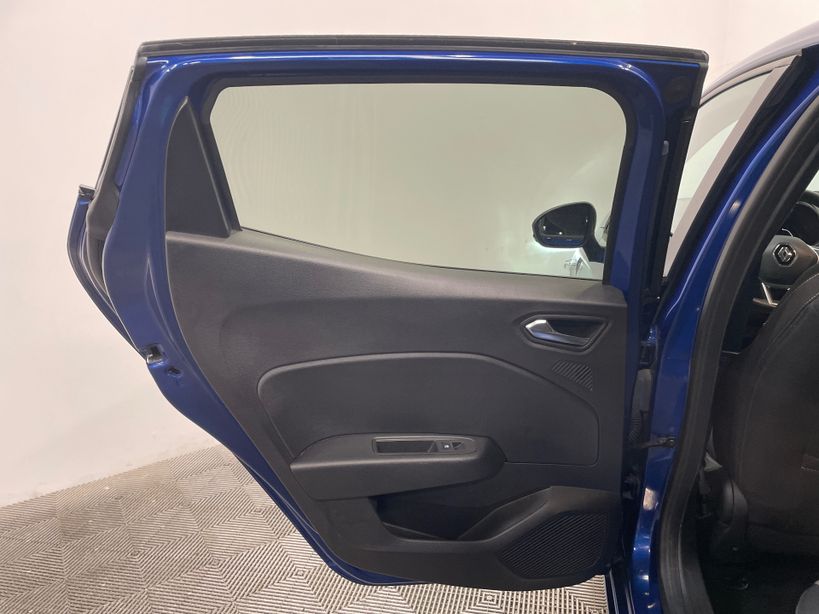 RENAULT CLIO V 2023 - Photo n°34