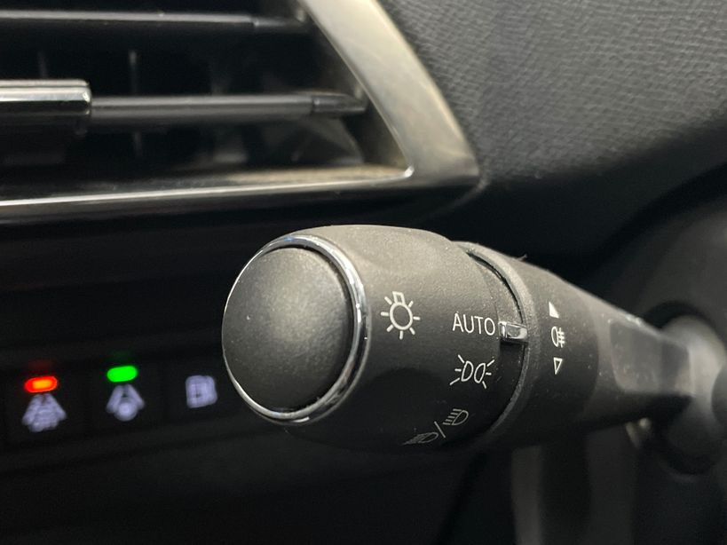 PEUGEOT 3008 2023 - Photo n°26