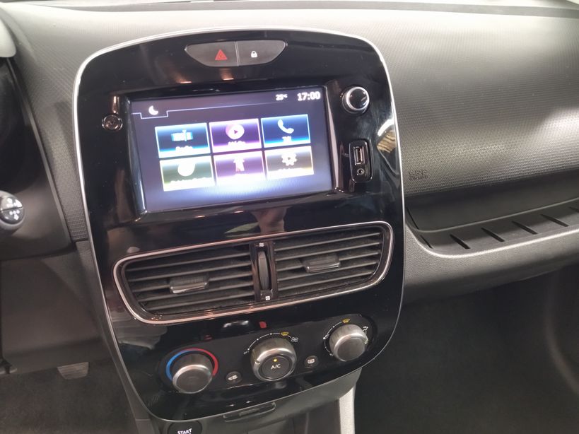 RENAULT CLIO IV 2020 - Photo n°28