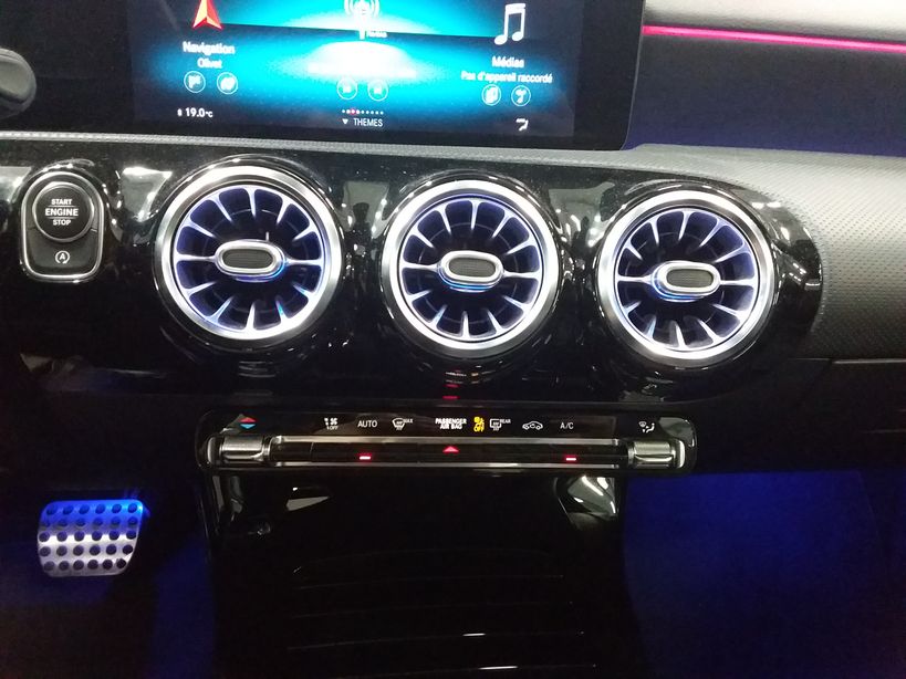 MERCEDES CLASSE A 2021 - Photo n°34