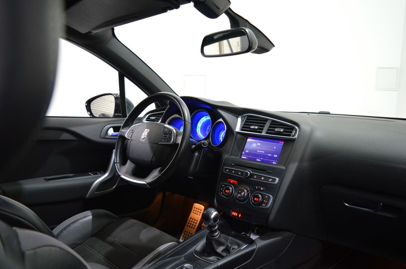 DS DS4 CROSSBACK 2017 - Photo n°8