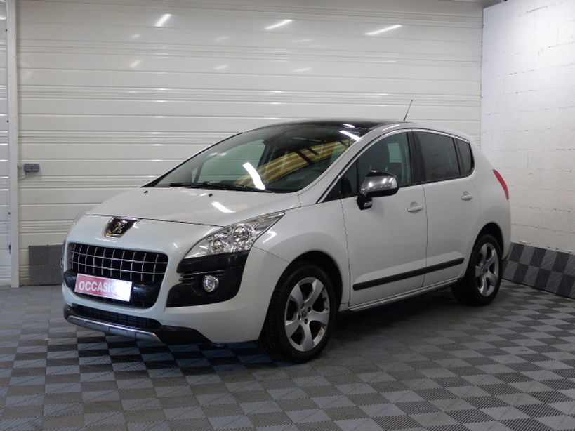PEUGEOT 3008 2013 - Photo n°1