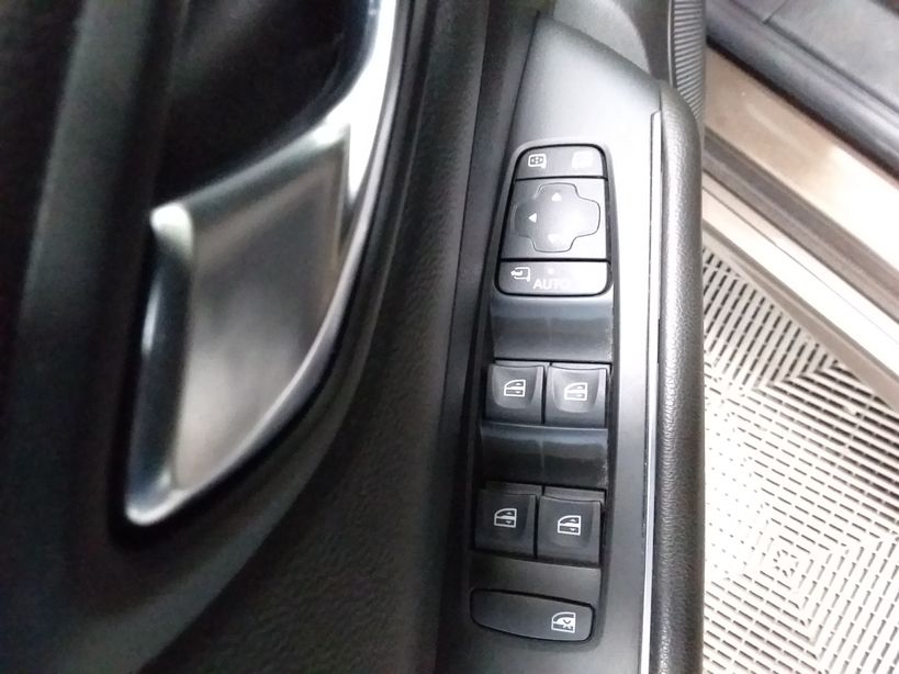 RENAULT TALISMAN ESTATE BUSINESS 2018 - Photo n°12