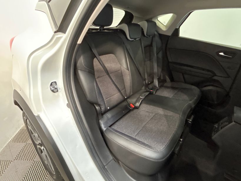 RENAULT CAPTUR 2022 - Photo n°34
