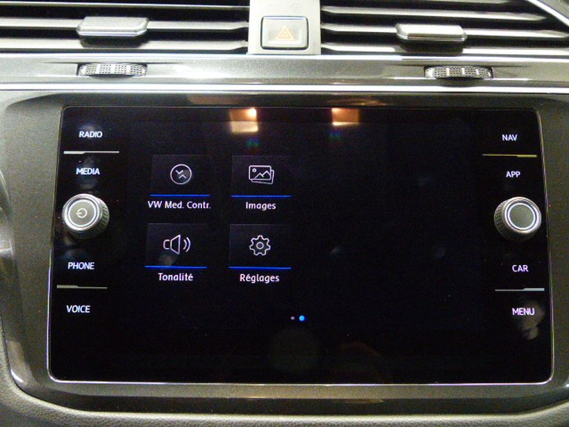 VOLKSWAGEN TIGUAN 2018 - Photo n°20
