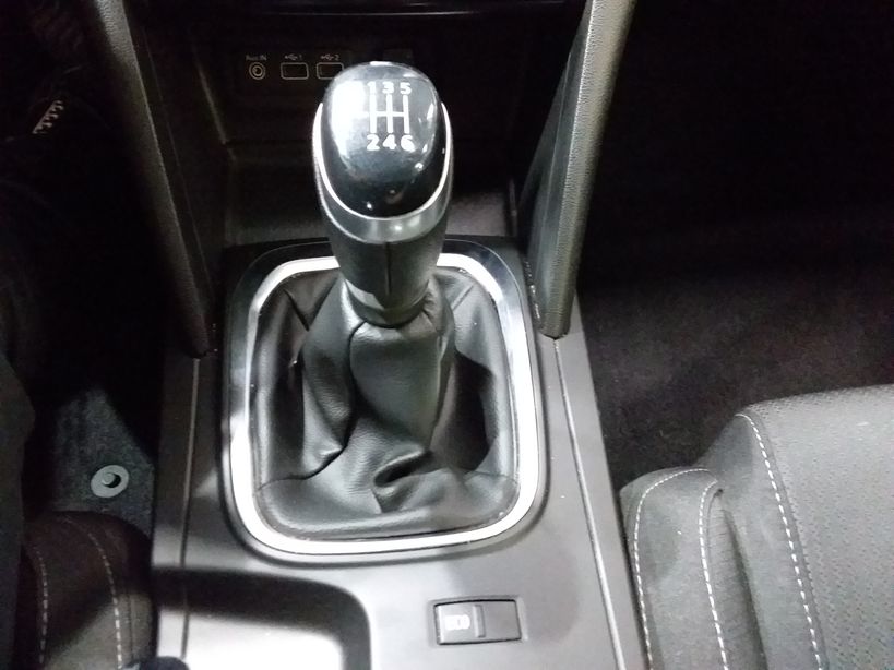 RENAULT MEGANE IV BERLINE 2020 - Photo n°21
