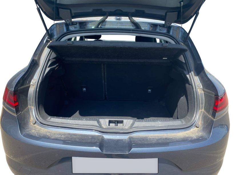 RENAULT MEGANE IV BERLINE 2022 - Photo n°15