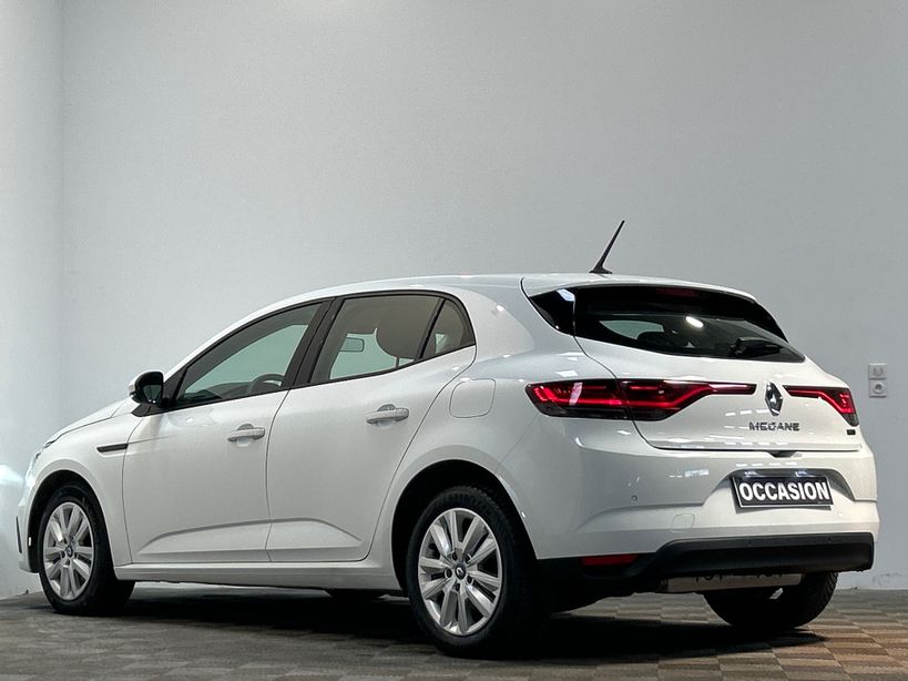 RENAULT MEGANE IV BERLINE 2023 - Photo n°4