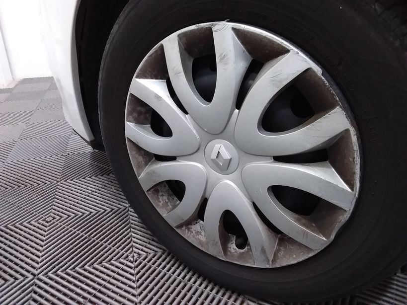 RENAULT CLIO IV SOCIETE 2017 - Photo n°8