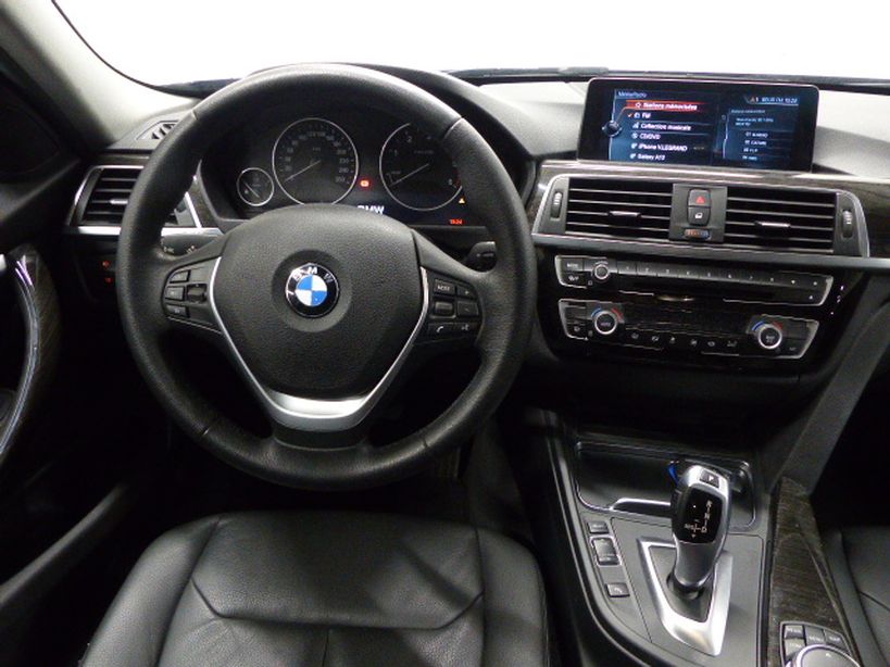 BMW SERIE 3 F30 LCI 2016 - Photo n°8