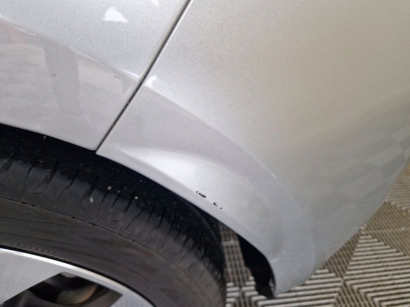 RENAULT MEGANE IV BERLINE 2023 - Photo n°7