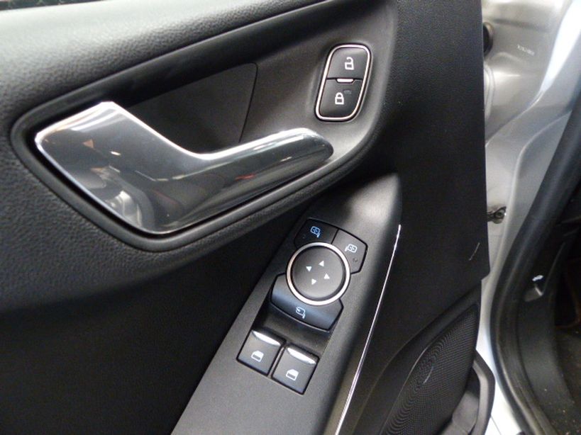 FORD FIESTA 2019 - Photo n°13